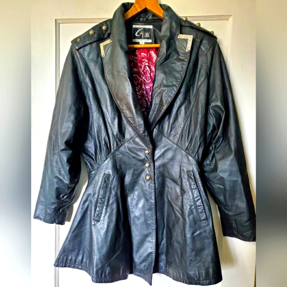 Vintage Leather Jacket One-of-a-kind🖤💕